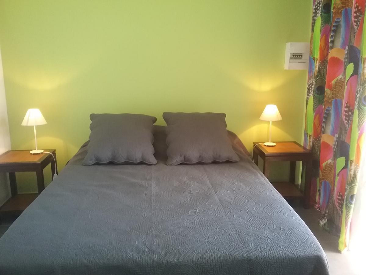 Bed and Breakfast Les Canneliers Сен-Лё Экстерьер фото